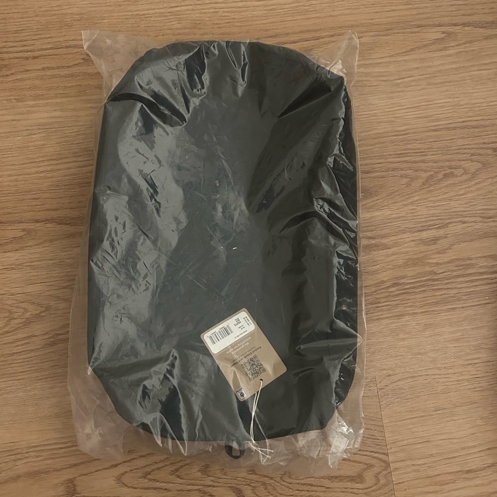 Patagonia Black Hole Cube 14L